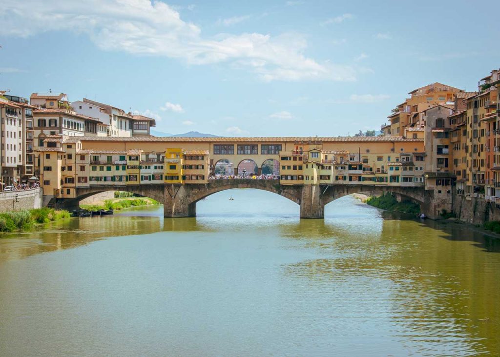 Ponte-Vecchio,-Firenze,-Italy